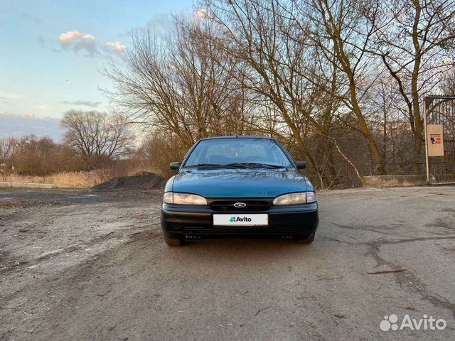Ford Mondeo 1.8 МТ, 1993, 392 000 км