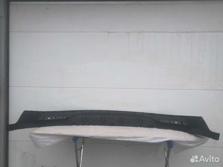 Юбка заднего бампера Hyundai Solaris 20