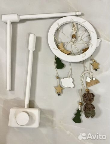 Мобиль на кроватку деревянный