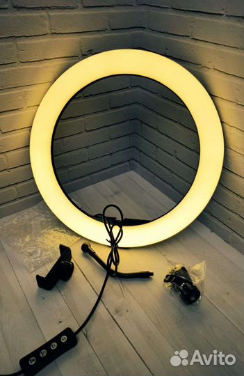 Кольцевая лампа для селфи 26см со штативом 200см