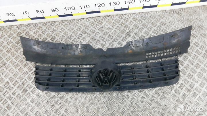 Решетка радиатора на Volkswagen Transporter T5