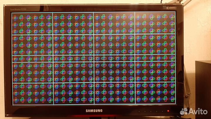 Монитор Samsung P2350