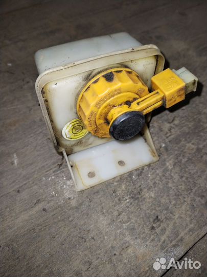 Бачок тормозной жидкости Фиат albea