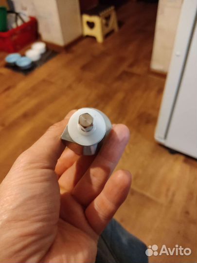 Шнек от электро мясорубки новый