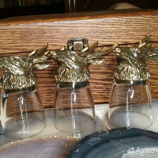 Рюмка перевёртыш олень.бронза