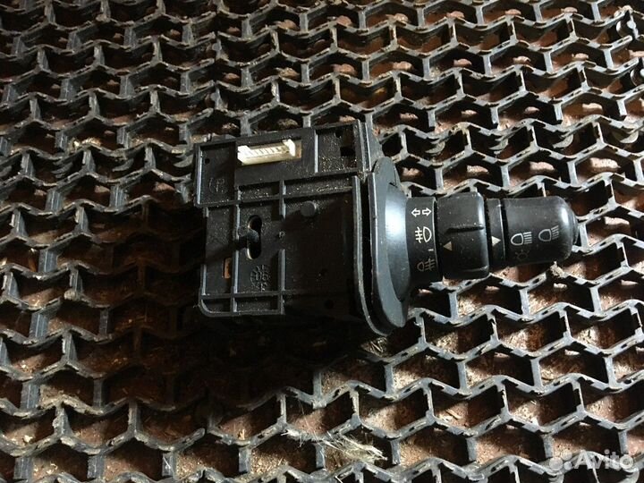 Переключатель поворота Renault Scenic