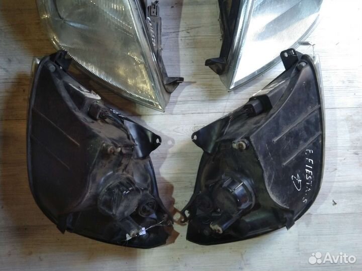 Фары Ford Fiesta 5