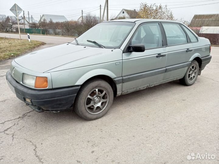 Volkswagen Passat 1.8 МТ, 1988, 250 000 км