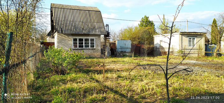 Дача 20 м² на участке 4 сот.
