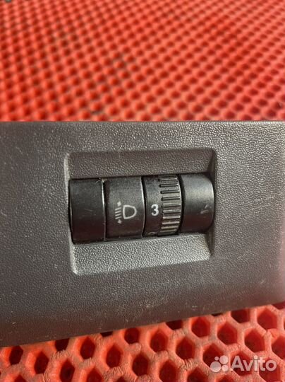 Кнопка корректора фар Volkswagen Transporter T5