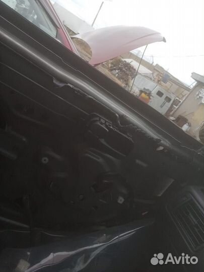 Паковка двери Nissan X-Trail