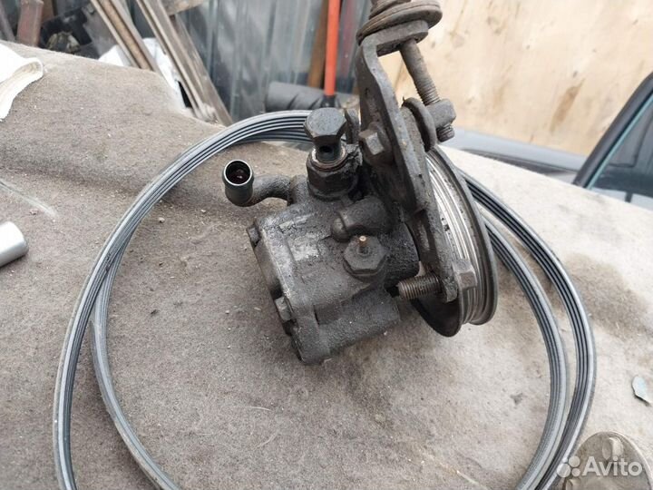 Насос гура Киа спектра kia spectra
