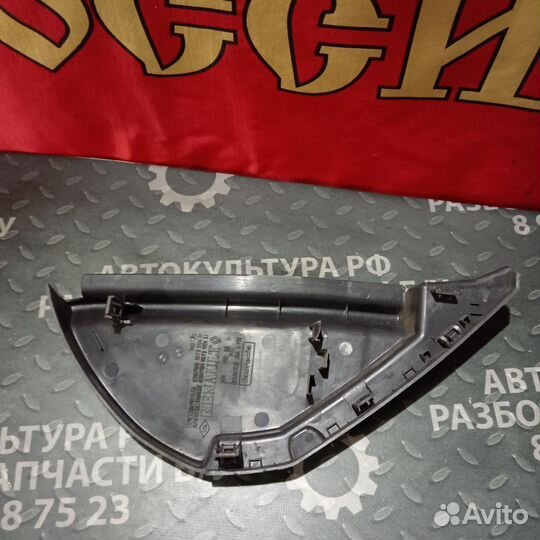 Накладка на торпедо Renault Megane 2