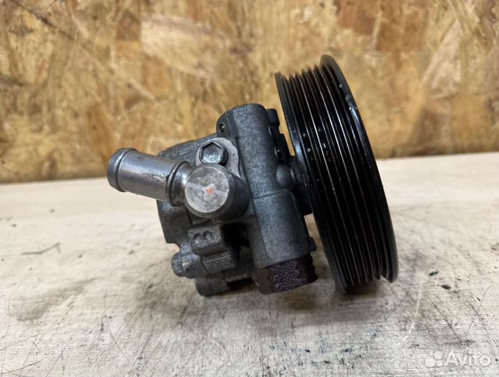 Насос гидроусилителя руля Opel Insignia A20NHT