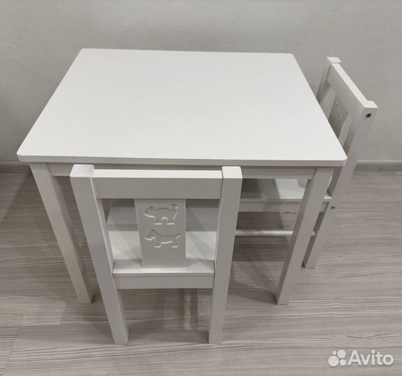 Детский стол и стулья Ікеа Криттер