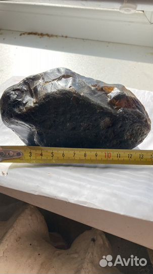 Огромный драгоценный камень