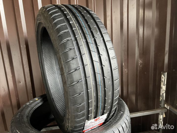 Powertrac Racing Pro 225/45 R19 96W