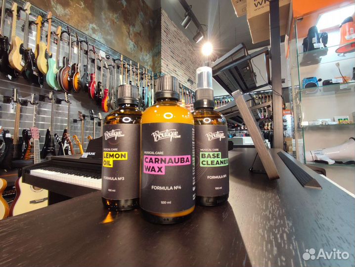 Комплект средств по уходу за гитарой Boutique Tone