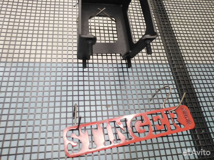 Кронштейн 2107 для вакуумного усилителя 2108