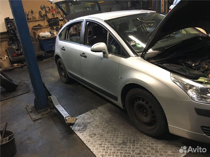 Разбор на запчасти Citroen C4