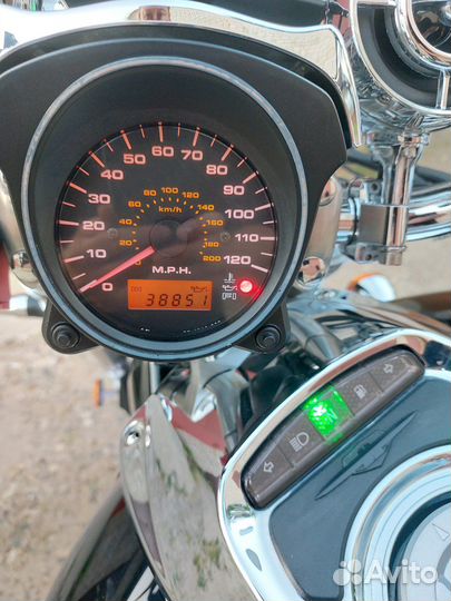 Suzuki boulevard m50