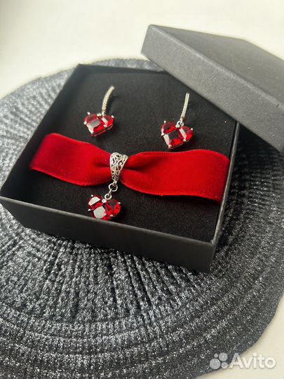 Бархатный чокер с сердцем