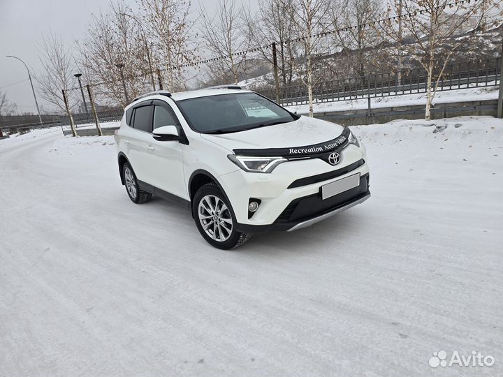 Toyota RAV4 2.5 AT, 2016, 210 000 км