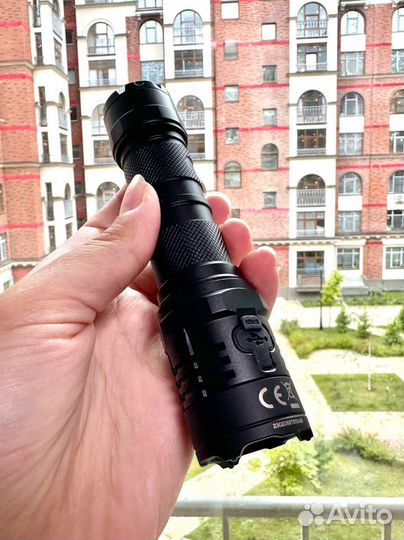 Тактический фонарь Nitecore P20ix новый