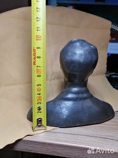 Бюст Есенина