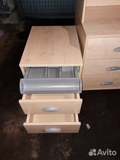 Растущая парта Дэми,тумба,стелаж + стул в подарок