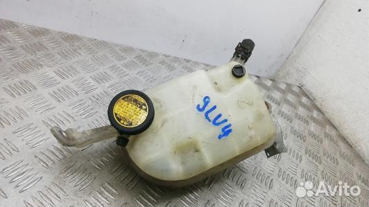 Бачок расширительный toyota auris E150 (9LV04NP01)