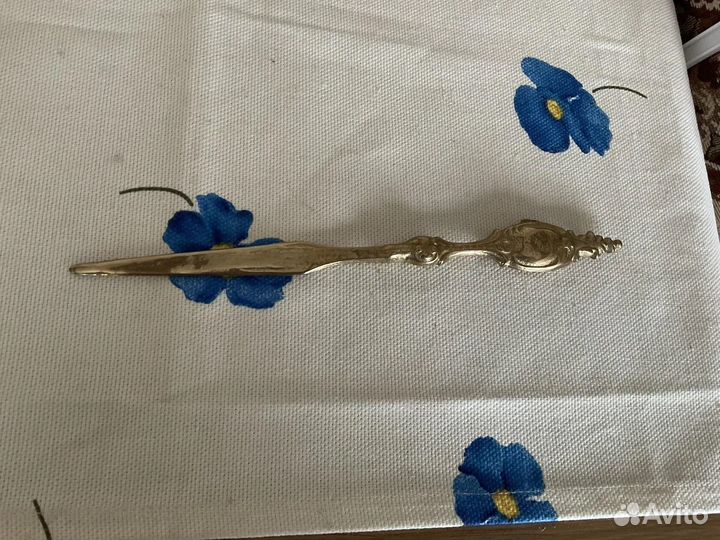 Нож для резки бумаги бронза