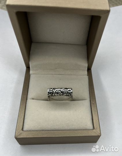 Серебряное кольцо