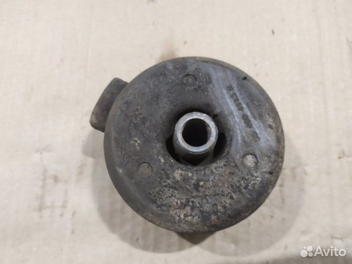 Подушка двигателя Renault Fluence K4MV838 2010