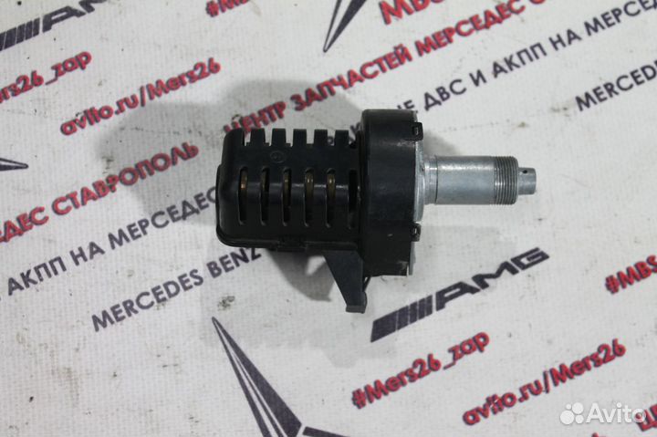 Выключатель печки W124 Mercedes