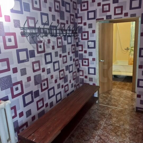 2-к. квартира, 57 м², 1/2 эт.