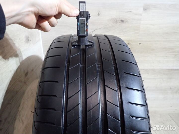 Bridgestone Turanza T005 225/45 R18 и 255/40 R18 95Y