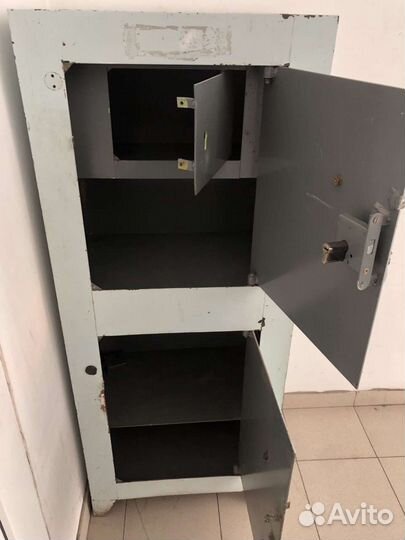 Сейф металлический бу
