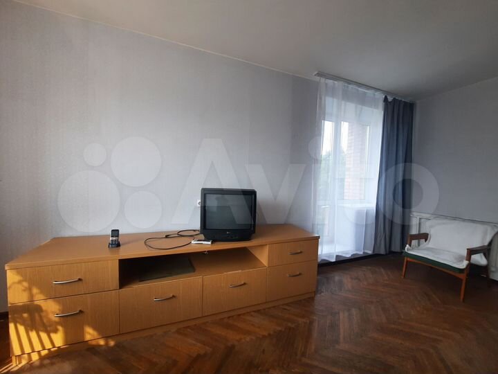 2-к. квартира, 49 м², 6/9 эт.