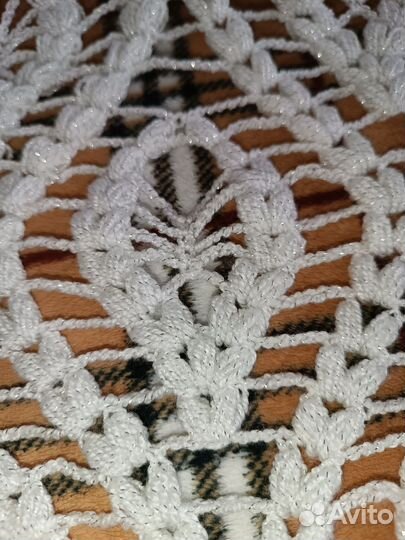 Платок вязанный