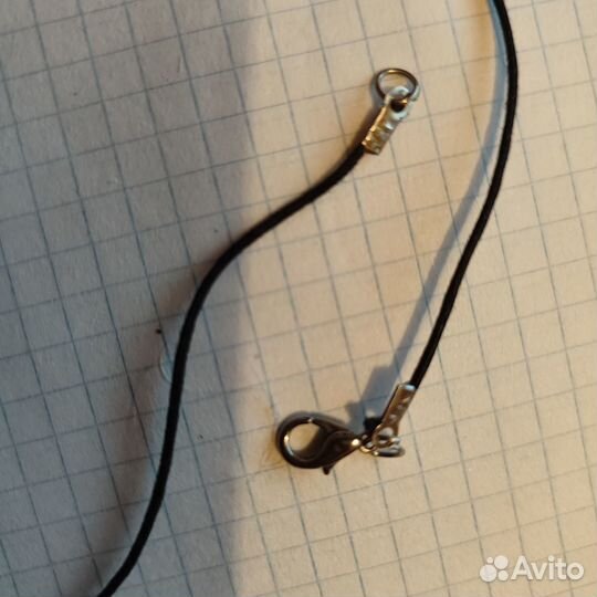 Шнурочки на шею для кулона с метал замком. 42 см