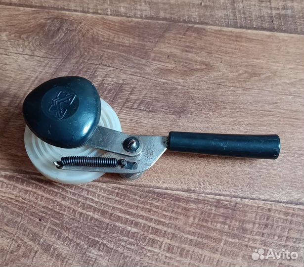 Закаточная машинка/ключ для консервирования СССР