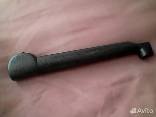 Для Баулайнера держатель носового люка