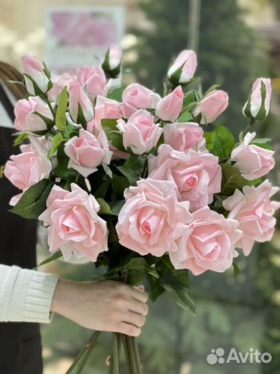 Искусственные розы