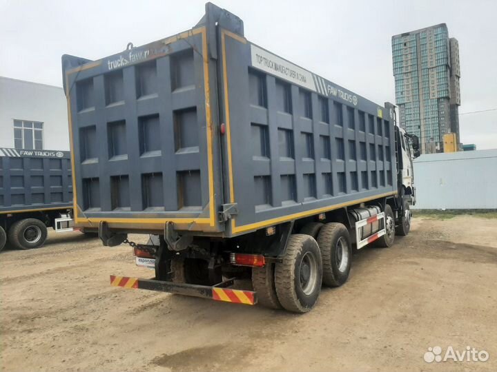 FAW J6 CA3310P66K24T4E5, 2023