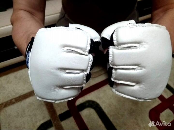 Перчатки для карате, натуральная кожа, новые