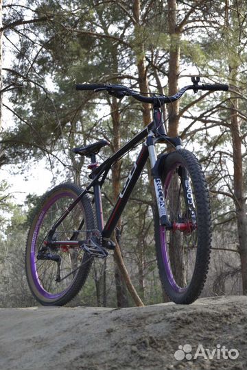 Велосипед GT Avalanche 4.0 Custom MTB