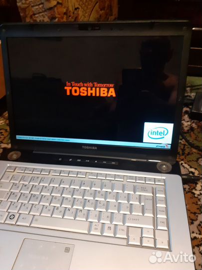 Ноутбук toshiba 200