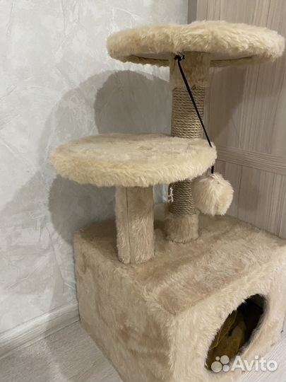 Домик для кошки с когтеточкой