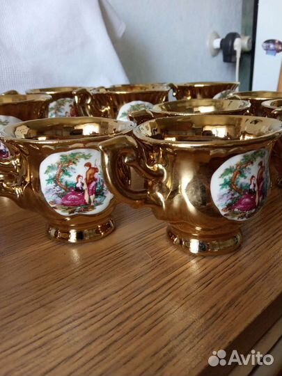 Два чайно -кофейных сервиза